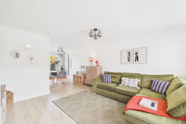 28, Lagoon Drive, Hull photo 4