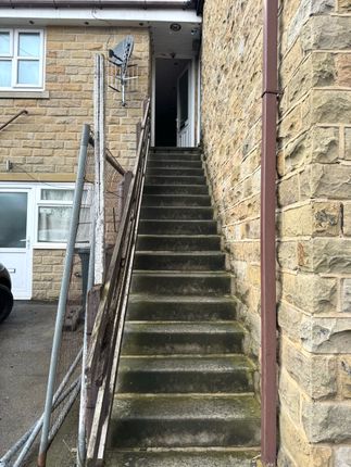 Flat to rent in Saltaire Road, Shipley