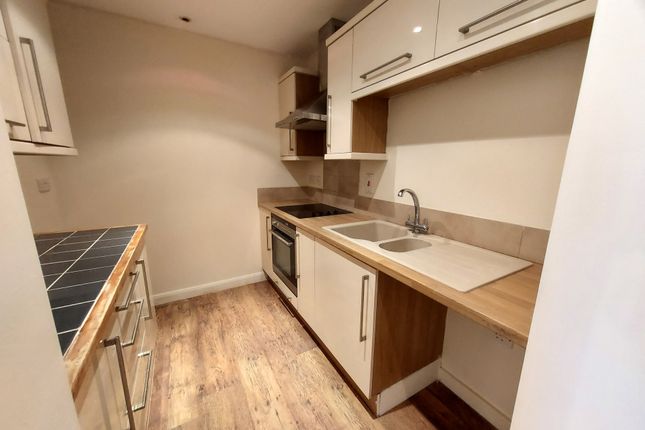 1 The Platt Apartments, 1 The Platt Apartments, Wadebridge photo 4