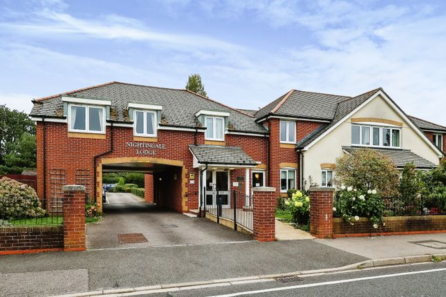Flat for sale in Padnell Road, Waterlooville, Hampshire