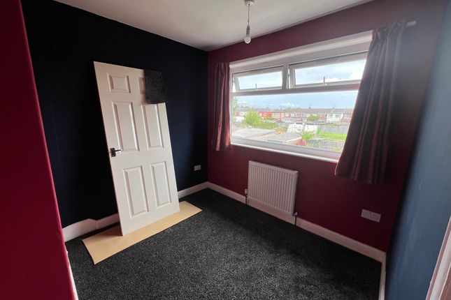 41, Mayland Avenue, HULL photo 5