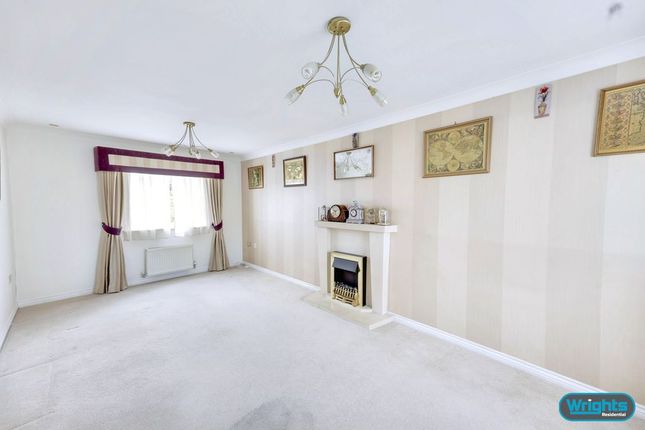 58, Cavell Court, Trowbridge photo 2
