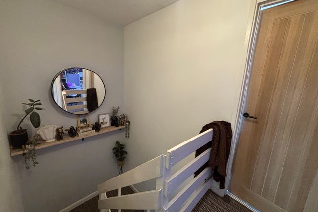 16, Whitethorn Close, NORWICH photo 4
