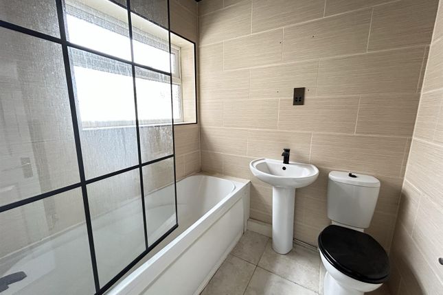 32, Eastbourne Road, Darlington photo 4