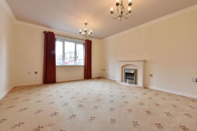 63, Murdoch Drive, Kingswinford photo 2