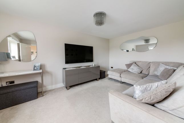 5 Harding Vale, Abingdon photo 3