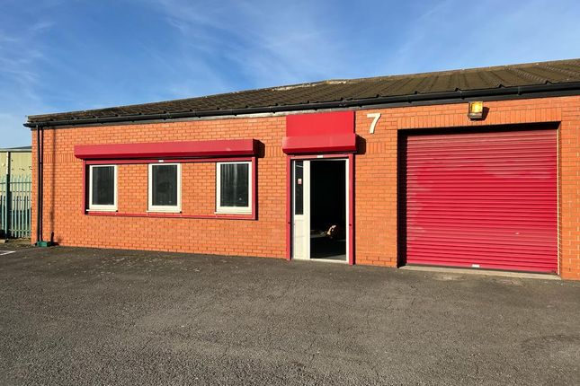 Light industrial to let in Cairn Court, Middlesbrough