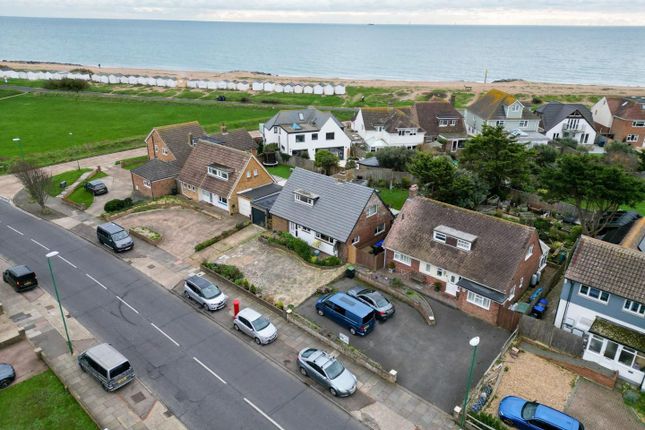 3-bed other on 31, Beach Green, Shoreham-By-Sea, £775,000
