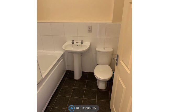 Thumbnail Flat to rent in Becket House, Yeovil