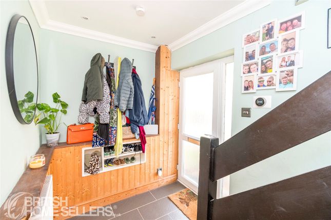 41, Forest Edge, Southampton photo 2