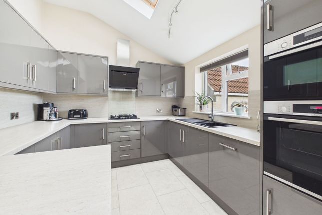 41, Oldmixon Road, Weston-Super-Mare photo 4
