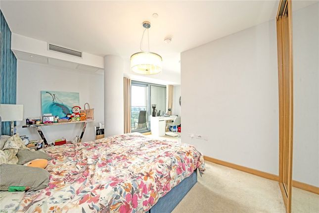 141, River Heights, Stratford photo 4