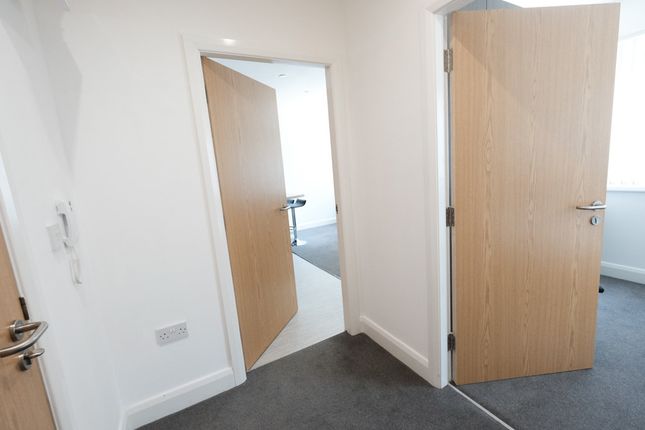 Flat to rent in Ring Way, Preston