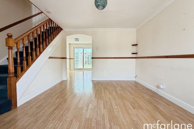12 Partridge Close, Swindon photo 2