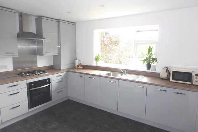 6, Freelands Court, Ashley Road photo 3