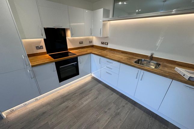 Flat 173, Edinburgh House, Edinburgh Gate, Harlow photo 4