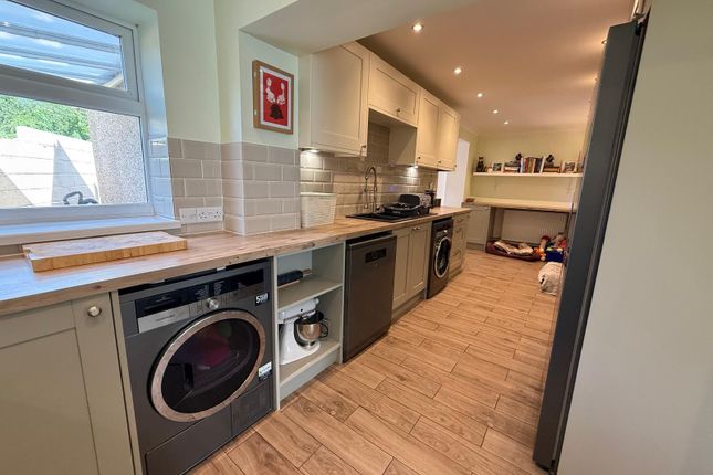 22, Jubilee Crescent, Neath photo 4