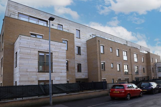 3-bed flat on Apartment 3, The Corner, Salford, £420,000
