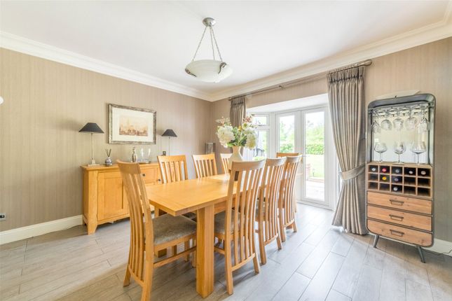 35, Becket Wood, Dorking photo 4