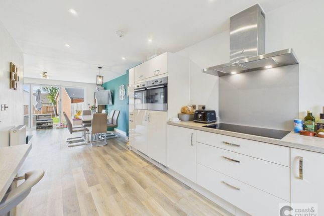 1 Chantry Lawn, Newton Abbot photo 4