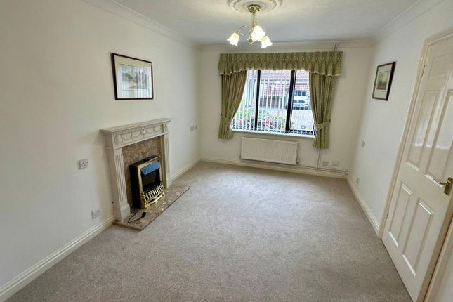 2, Brook Farm Court, Hereford photo 4