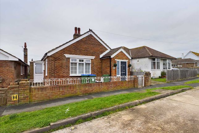 Bungalow for sale in Rowe Avenue North, Peacehaven