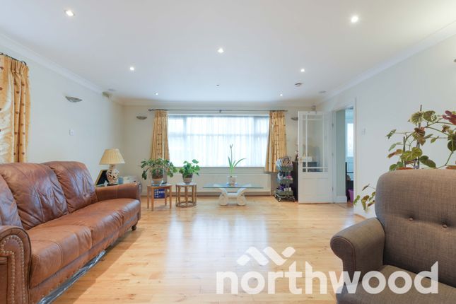 2, Crosslands Road, Epsom photo 3