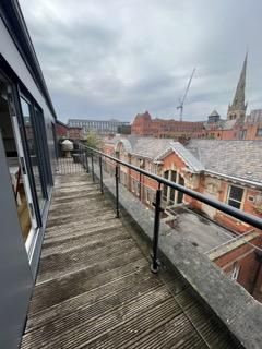 Flat to rent in Town Hall, Bexley Square, Saldord, Manchester