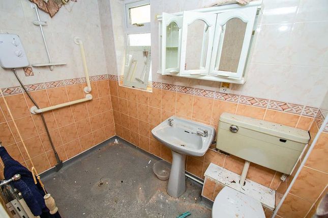 2a, Oakdene Road, Burntwood photo 4