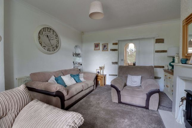 105, Taylor Hill Road, Huddersfield photo 4
