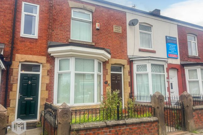 2-bed house on 233 Tonge Moor Road, Bolton, £900/mo