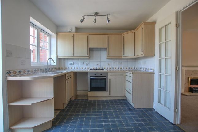 11, Heasman Close, Newmarket photo 4