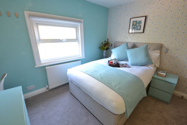 Room to rent in Thames House, Reading, Berkshire