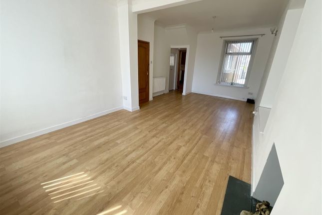 10, Nelson Terrace, Llanelli photo 3