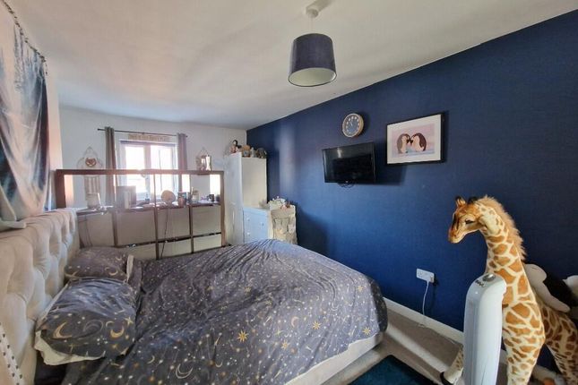 5, Pannels Brook Crescent, Burnham-On-Crouch photo 4
