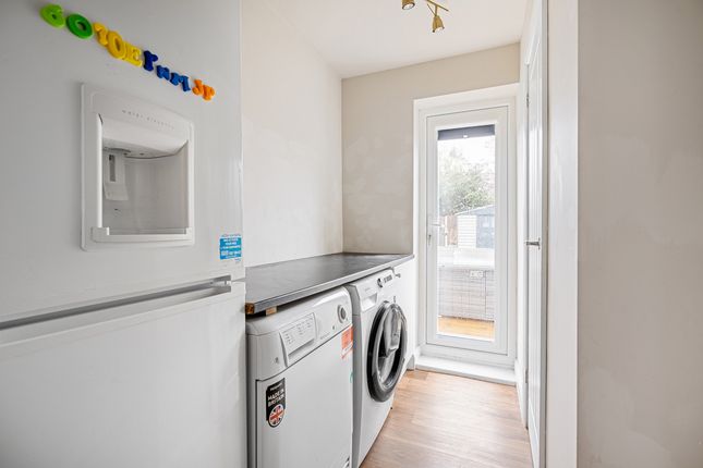End terrace house for sale in Castlemaine Avenue, Kent