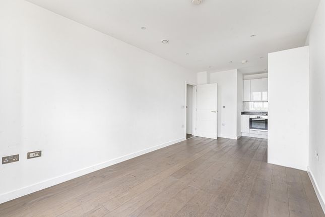 Flat 21, Broadway House, 3, High Street, Bromley photo 3