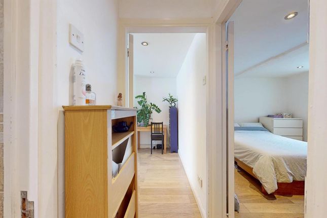 35, Seyssel Street, London photo 4