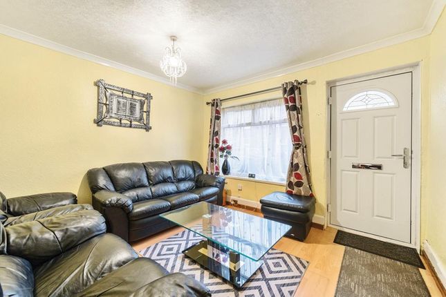 Terraced house for sale in East Reading / Newtown, Berkshire
