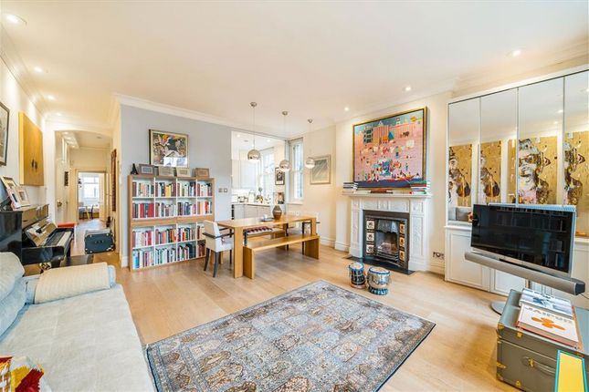 Flat 4, 24, Bolton Gardens, London photo 3