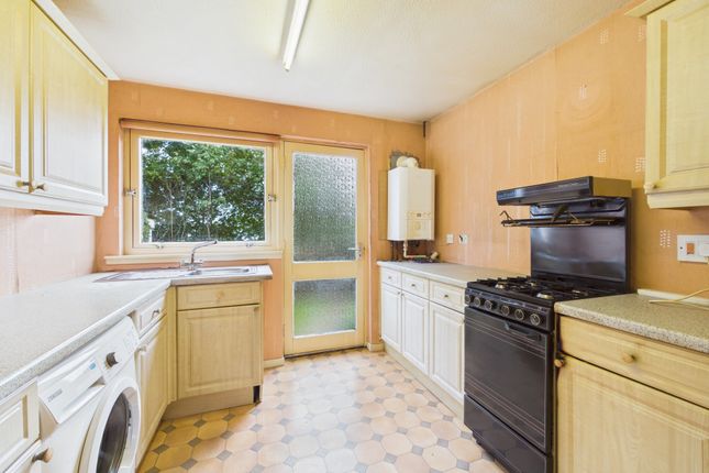12, Smithfield Crescent, Blairgowrie photo 4
