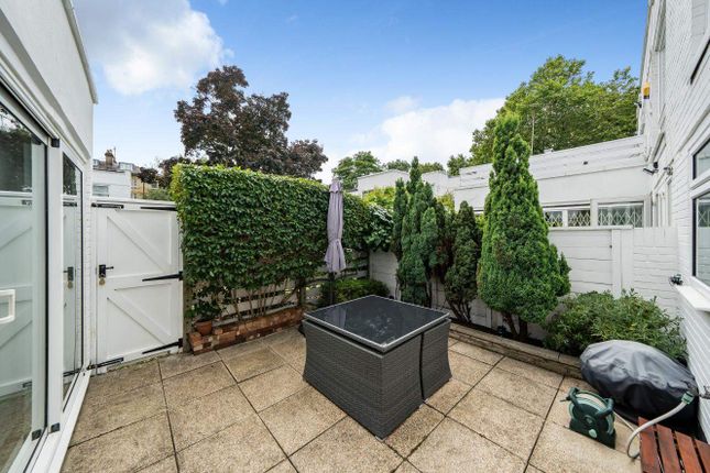 Mews house for sale in Hawtrey Road, London
