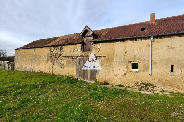 Long&egrave;re for sale in Durtal, Pays-De-La-Loire, 49430, France