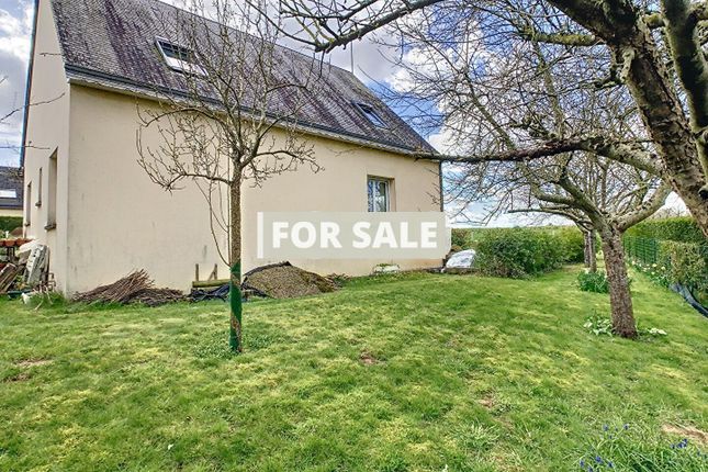 Thumbnail Detached house for sale in Saint-Hilaire-Du-Harcouet, Basse-Normandie, 50600, France