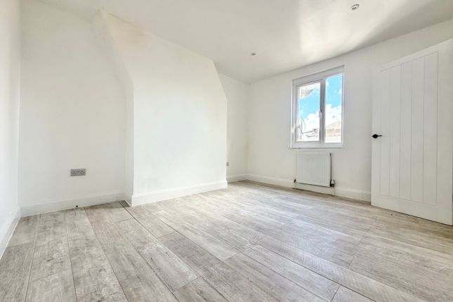 60A, Brighton photo 2