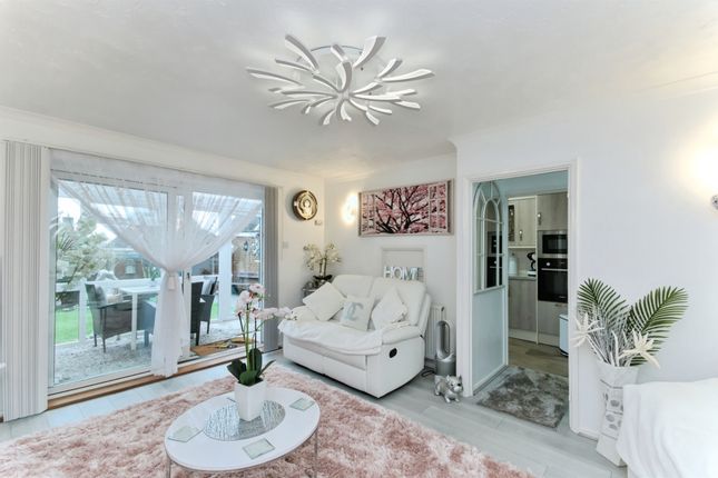 13, Woodland Rise, Bexhill-On-Sea photo 2