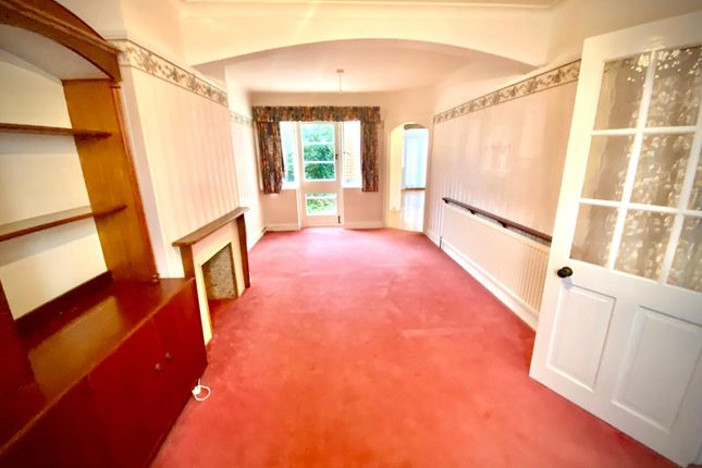 Sandringham Drive, Ashford photo 2
