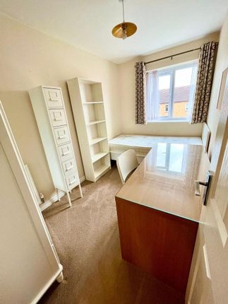 Property to rent in Elm Walk, Coventry