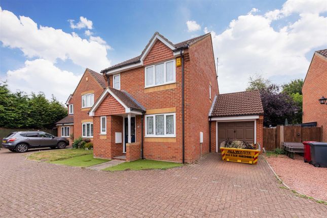 51 Copse Close-6.Jpg