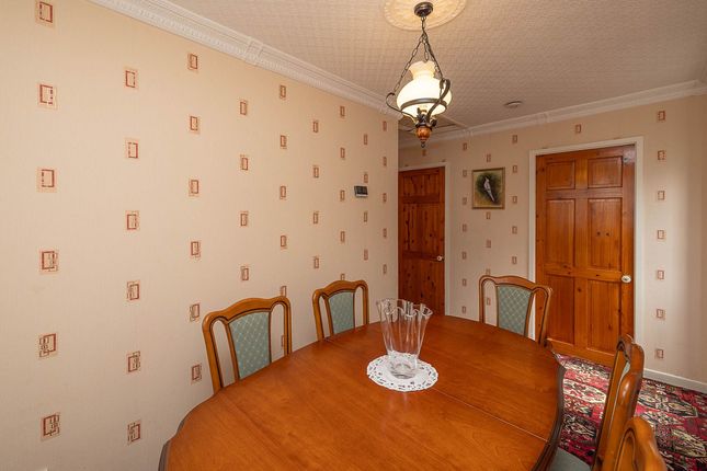 11, Highgate Close, Doncaster photo 4